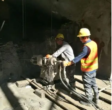 安吉水下抗分散灌浆料特点 水下不分散注浆料介绍